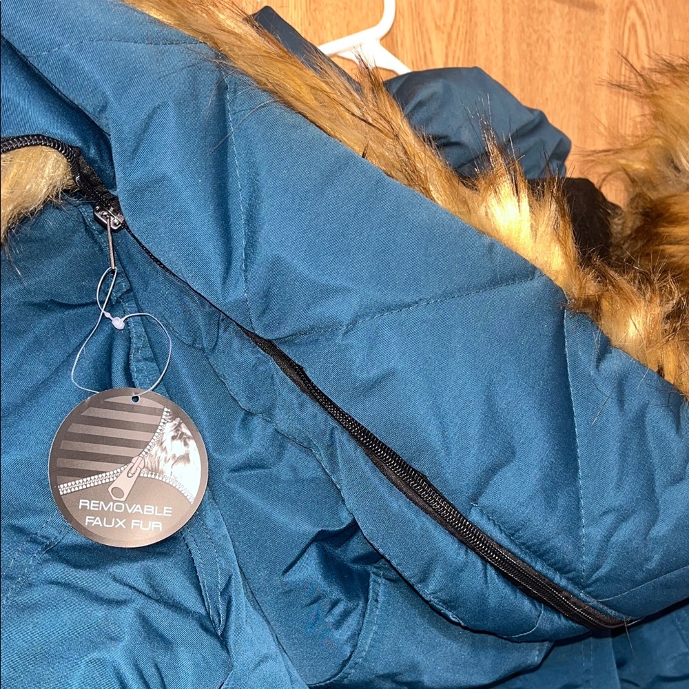 Women's Winter Puffer Jacket - Heavyweight Long Length - Picture 8 of 11
